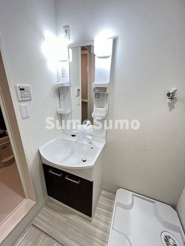 洗面設備　広い洗面スペース