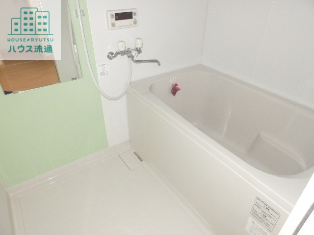 バス・シャワールーム　※別号室の写真です