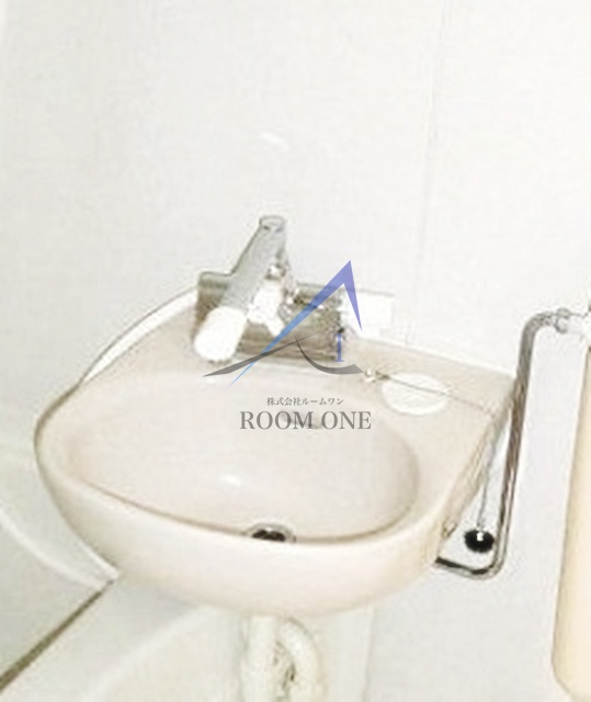 洗面設備　洗面台です。