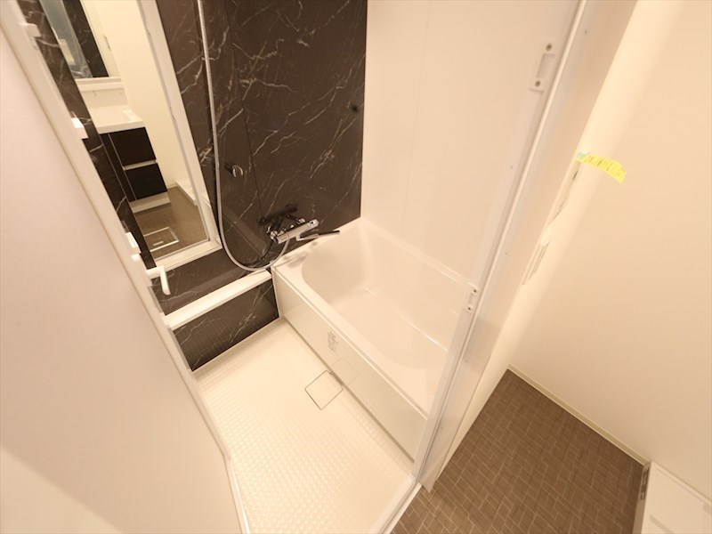 バス・シャワールーム　バスルーム　浴室暖房乾燥機付き