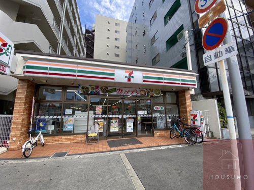 コンビニ　セブンイレブン 大阪東淀川駅前店（コンビニ）まで266m
