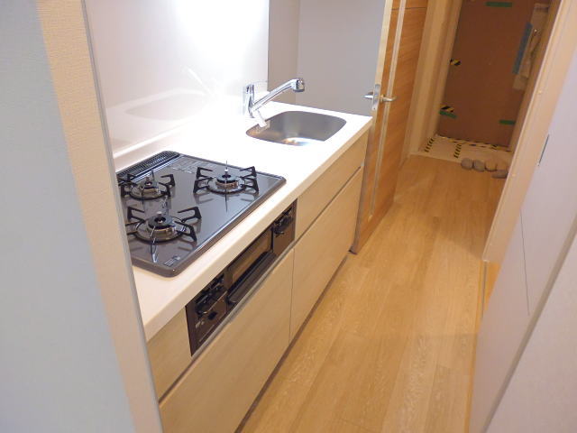 キッチン　３口ガスコンロ