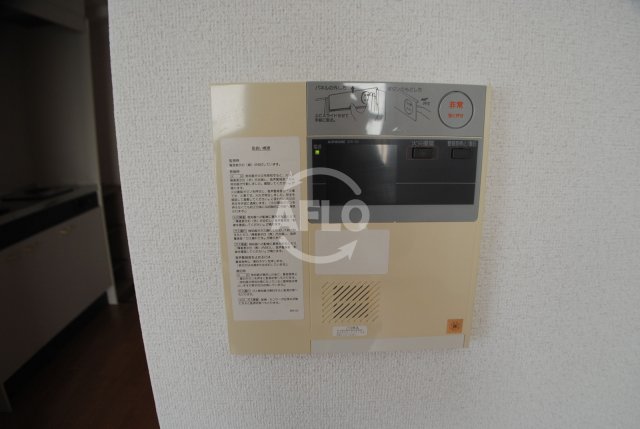 セキュリティ　サンガ梅田　TVモニターホン