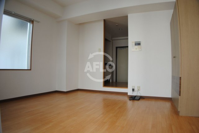 居室・リビング　サンガ梅田　洋室