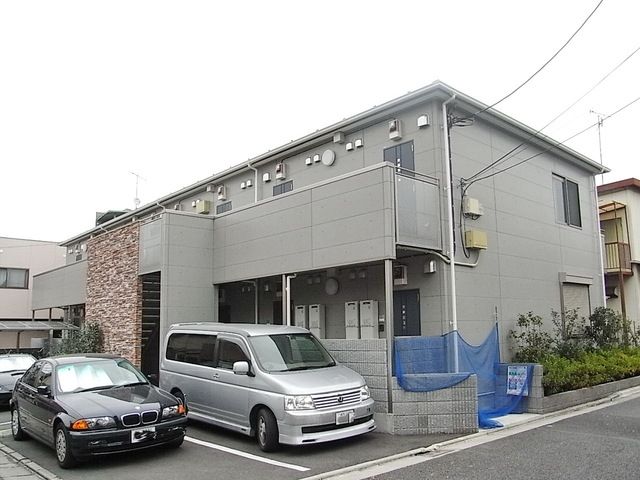 建物外観　入口側