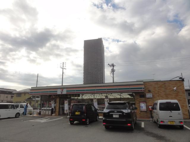 コンビニ　セブンイレブン 上山金生店（コンビニ）まで200m