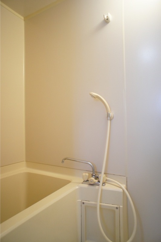 バス・シャワールーム　図面と現状に相違がある場合には現状を優先