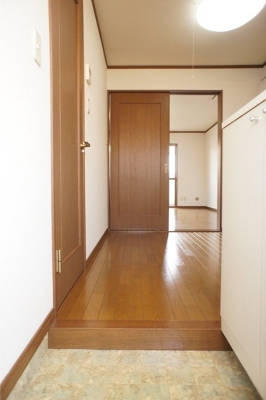 玄関　図面と現状に相違がある場合には現状を優先