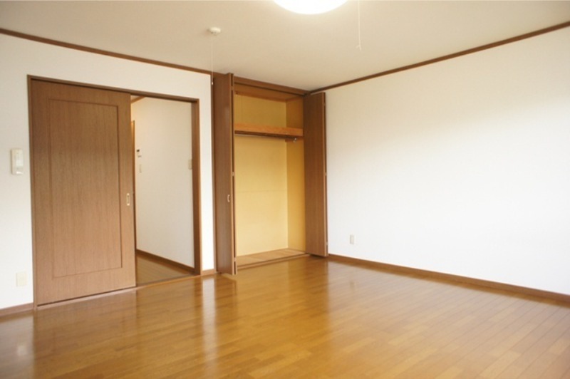 居室・リビング　図面と現状に相違がある場合には現状を優先