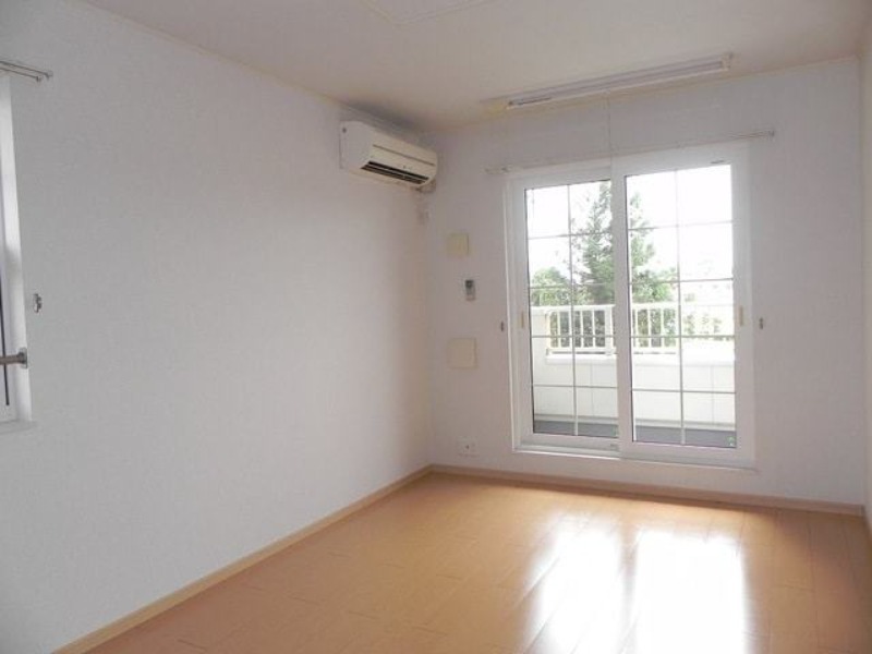 居室・リビング　図面と現状に相違がある場合には現状を優先