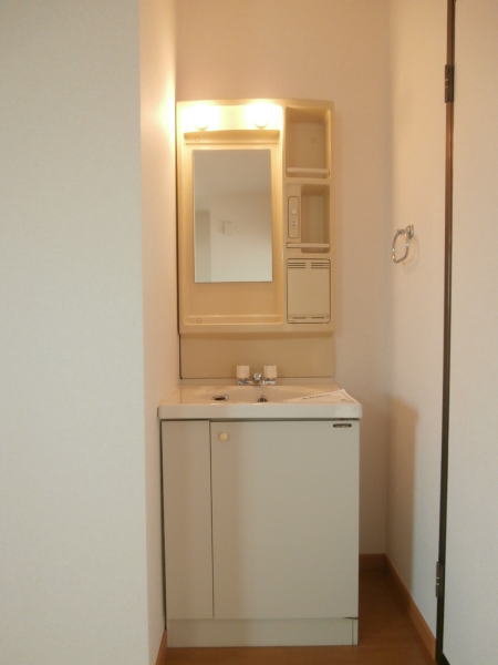 洗面設備　同仕様