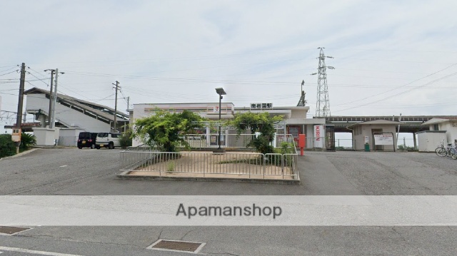 コンビニ　セブンイレブン（コンビニ）まで288m