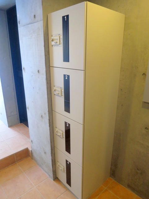 その他共有部分　留守中も荷物が受け取れて便利な宅配ＢＯＸ完備しています♪