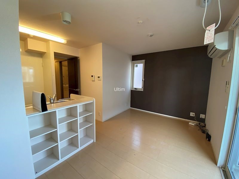 居室・リビング　※別のお部屋のお写真です。御参考までに。