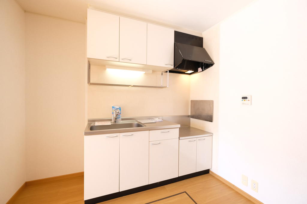 キッチン　写真は別室です