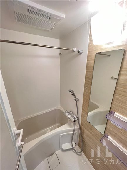 バス・シャワールーム　浴室