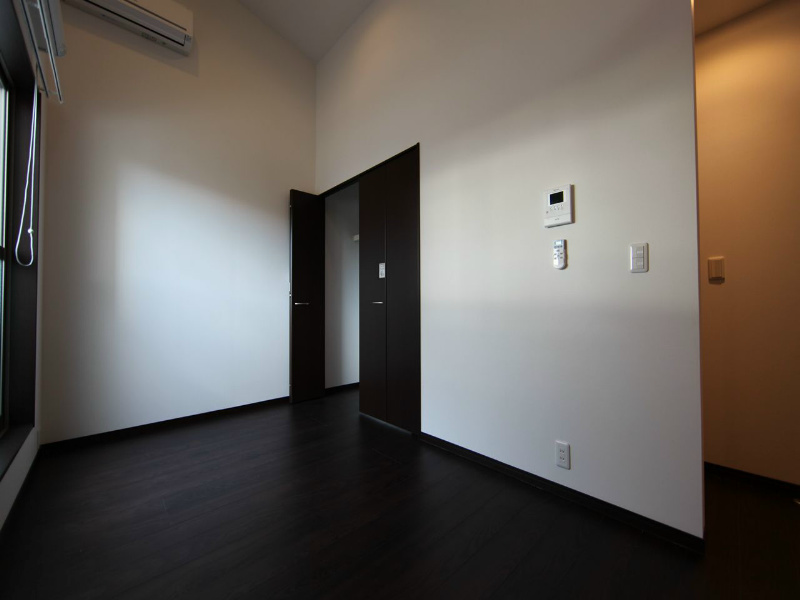 その他　洋室8.7帖　ロフト5.5帖（部屋でも収納でも使えます）