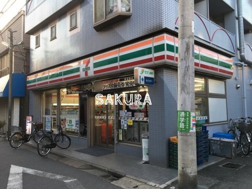 コンビニ　セブンイレブン苅宿店（コンビニ）まで134m