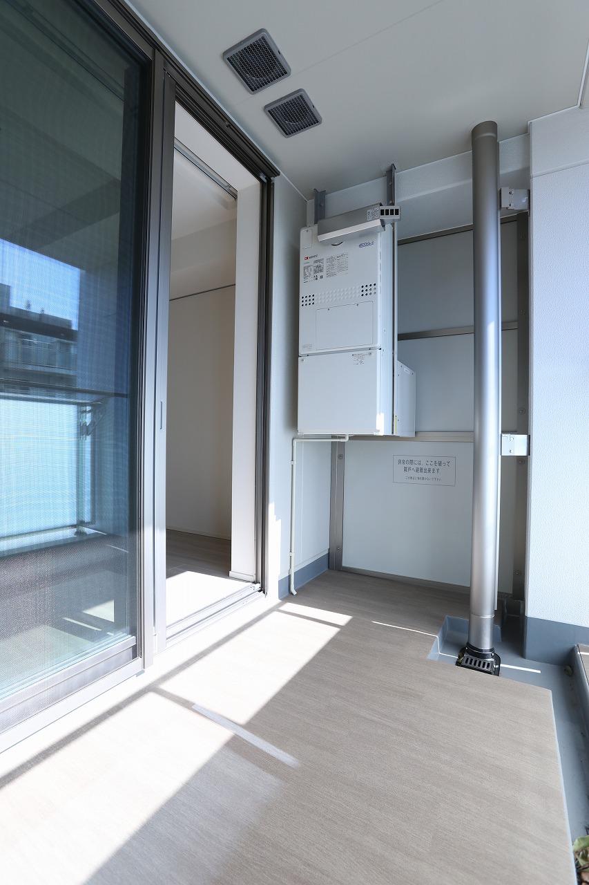 バルコニー　バルコニー