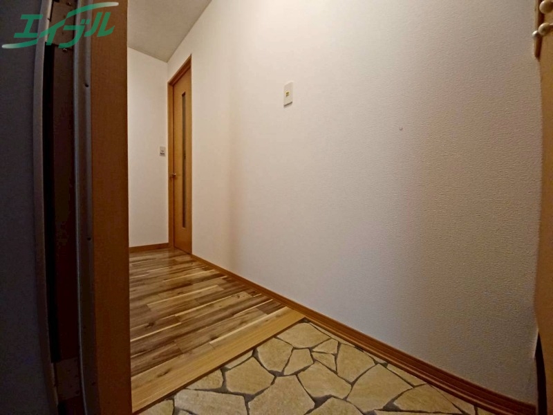 玄関　同型参考写真