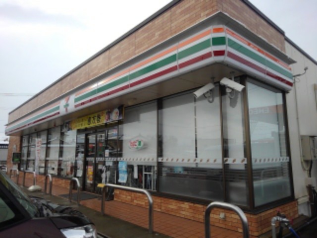 コンビニ　セブンイレブン三条下坂井店（コンビニ）まで600m