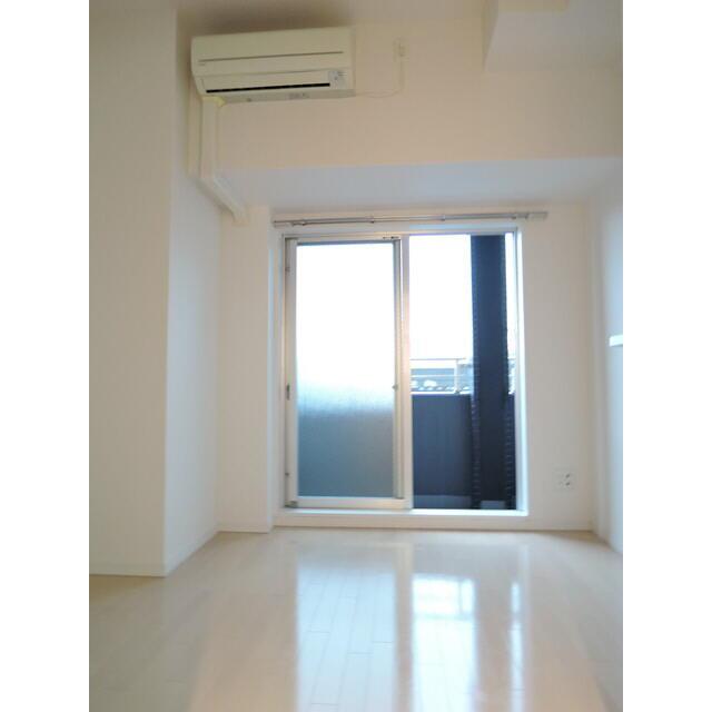 居室・リビング　?