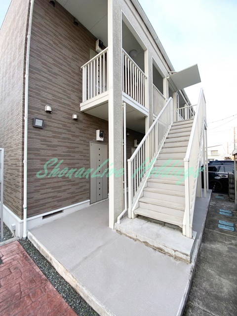 エントランス　清潔感のあるエントランスです♪