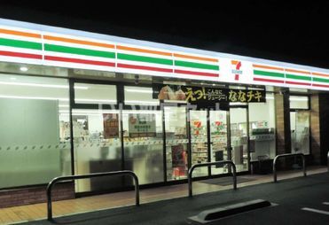 コンビニ　セブンイレブン高石取石7丁目店（コンビニ）まで657m