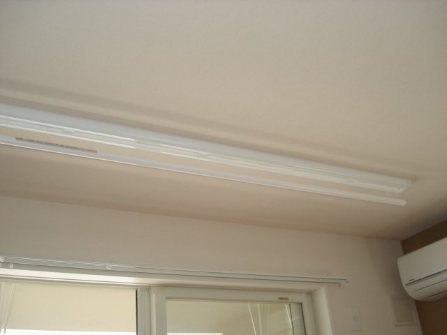 その他設備　室内物干