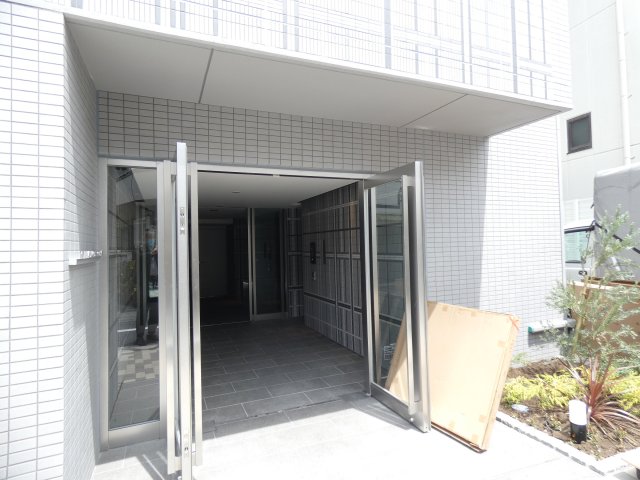 エントランス　エントランス