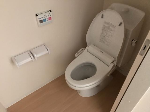トイレ　シャワー付トイレ