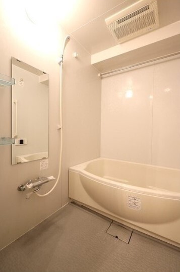バス・シャワールーム　同間取り別室