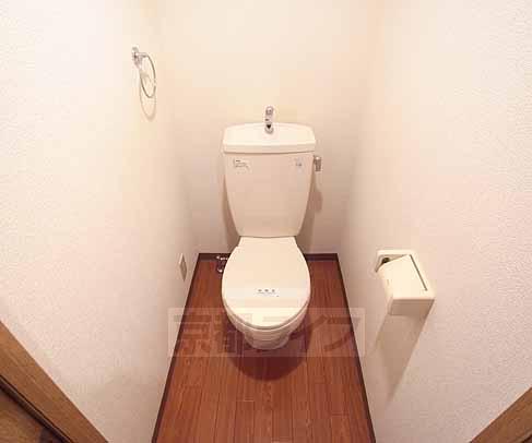 トイレ　清潔感のあるトイレです。