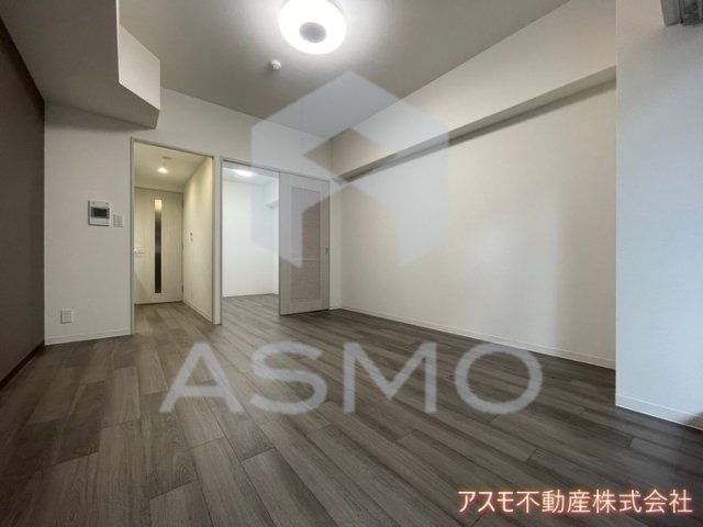 居室・リビング　同マンション別部屋参考写真