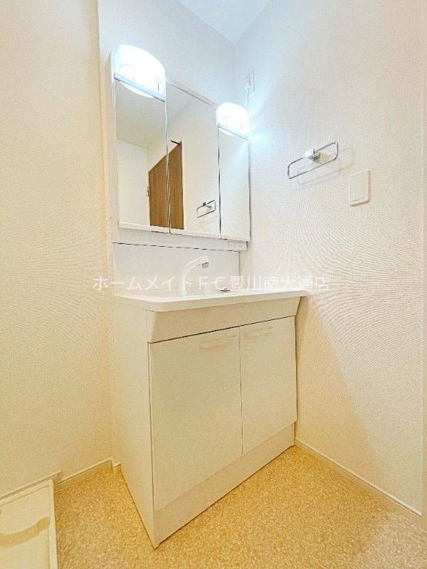 洗面設備　同型完成モデル