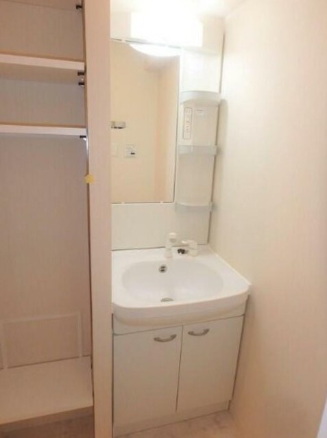 洗面設備　独立洗面台