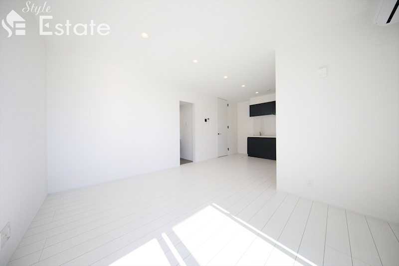 居室・リビング　同仕様内装