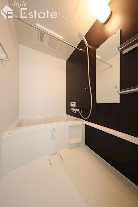 バス・シャワールーム　同仕様内装