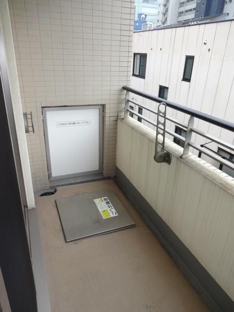 バルコニー　お洗濯にも便利なバルコニー付き