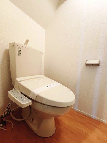 トイレ　同物件内参考画像