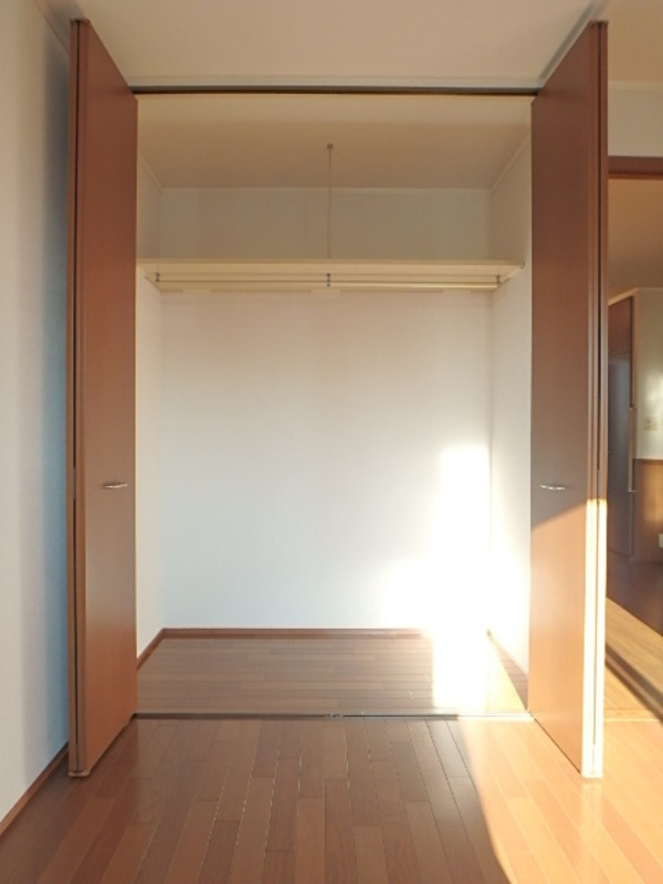 収納　図面と現状に相違がある場合には現状を優先