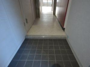 玄関　※同物件参考写真