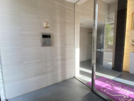 エントランス　別号室参考写真です。