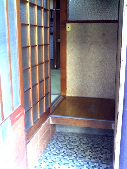 玄関　ゆったりとした玄関です