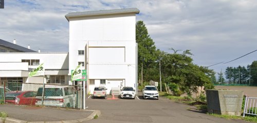 中学校　室蘭市立東明中学校（中学校）まで1185m