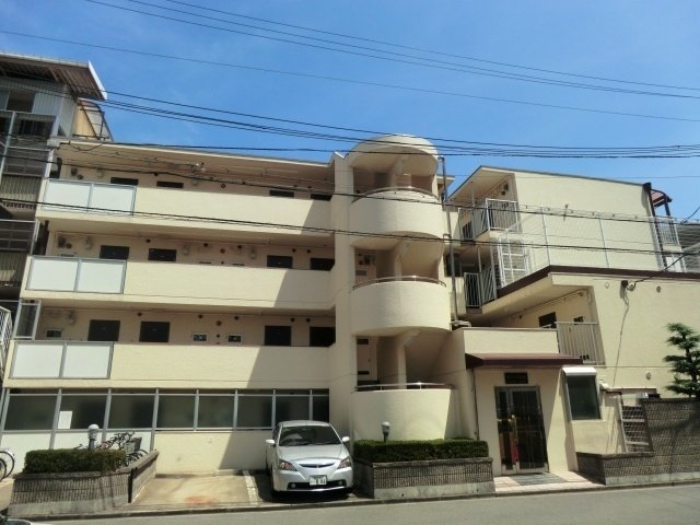 建物外観　オートロック・防犯カメラ付きで安心です！