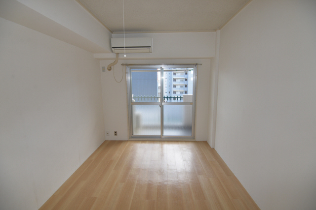 居室・リビング　写真は同マンションの他のお部屋のものです