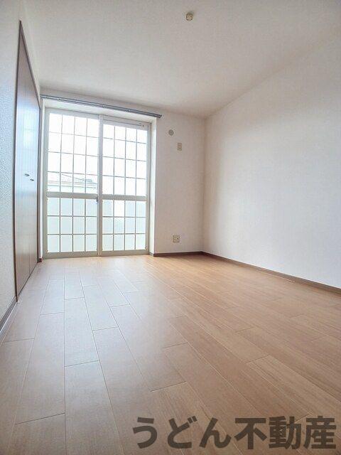 居室・リビング　うどん県のお部屋探しはうどん不動産へ うどんちゃんとLINE