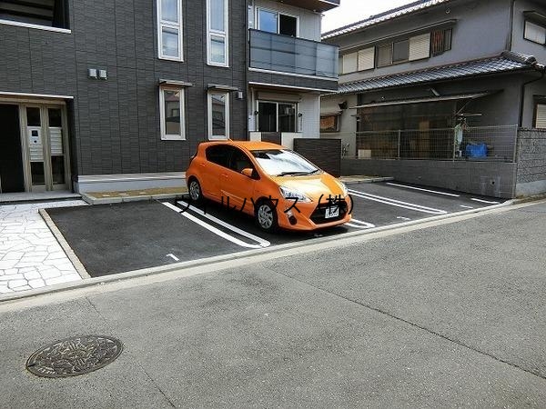 駐車場　駐車場！