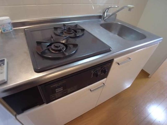 キッチン　システムキッチン(2口ガスコンロ)